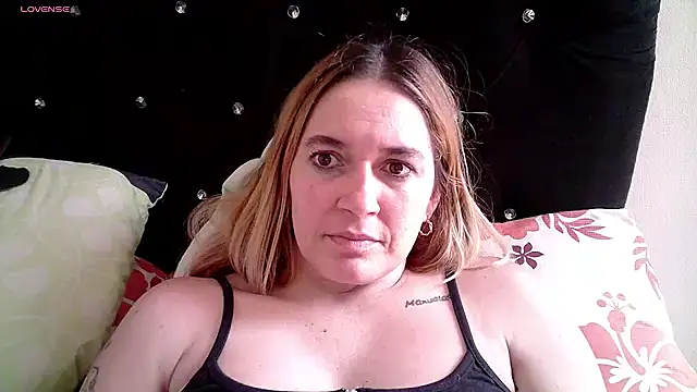 Izury Blondee online show from February 20, 3:19 pm