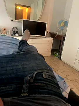 Snapshot of Edosxxl chatting on September 13, 2:17 pm Edosxxl online show from September 13, 2:17 pm