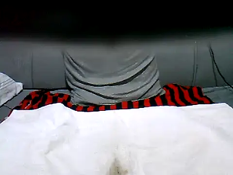 cutey-smile online show from March 13, 1:43 am