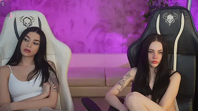 Tina Breeze online show from February 19, 2:34 pm