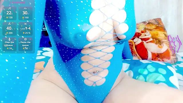 Eva Hoot online show from February 20, 1:44 pm