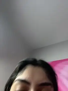 ThickerThanYoBitch online show from January 19, 8:29 am