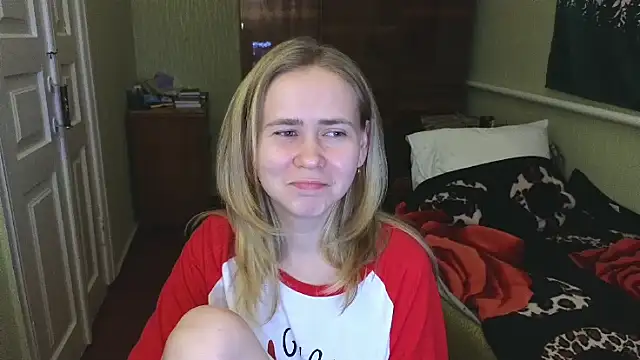 Riley Roo online show from December 7, 7:43 pm