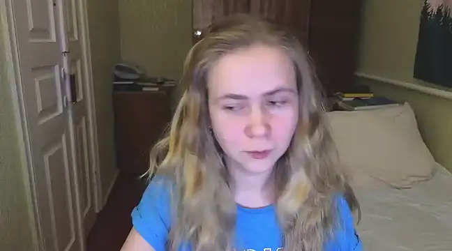 Riley Roo online show from February 15, 5:50 pm