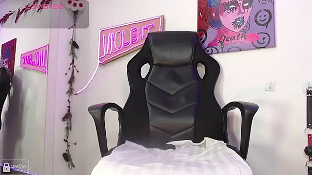 Violet-Queen online show from January 31, 9:59 am