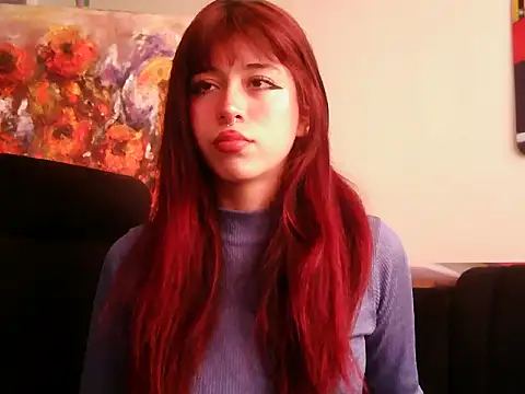 SuzzyyM online show from September 24, 7:39 pm