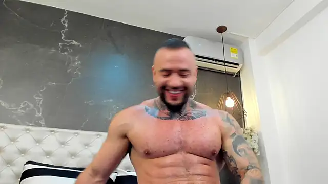 BruceDallas online show from December 4, 12:52 am