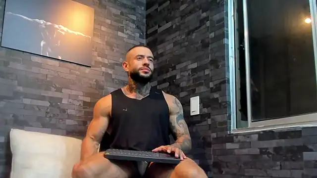 BruceDallas online show from October 2, 12:28 am