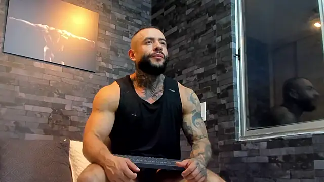 BruceDallas online show from October 5, 11:13 pm