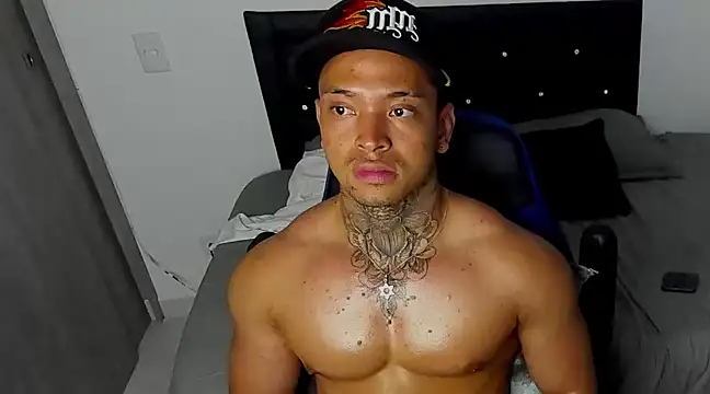 Stiven collins online show from January 30, 8:32 am