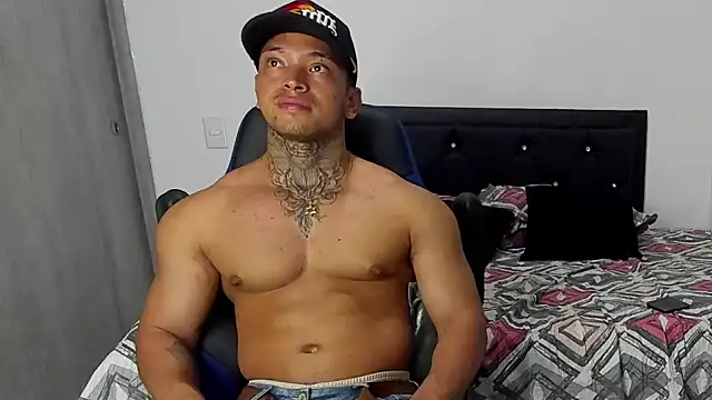 Stiven collins online show from February 1, 10:48 am