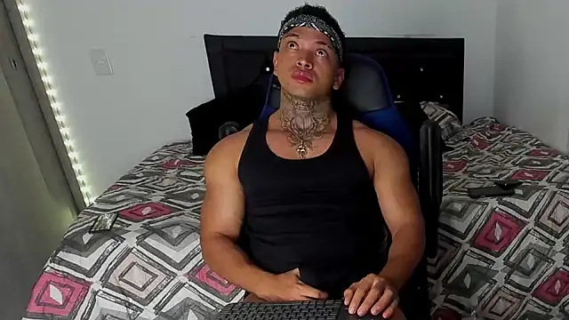 Stiven collins online show from February 12, 10:03 am