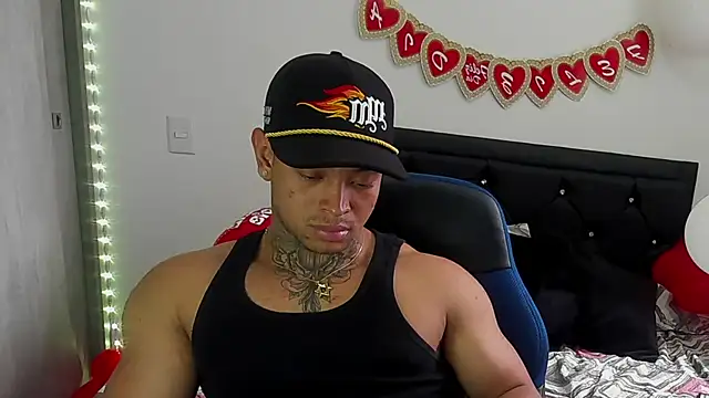 Stiven collins online show from February 15, 7:28 pm