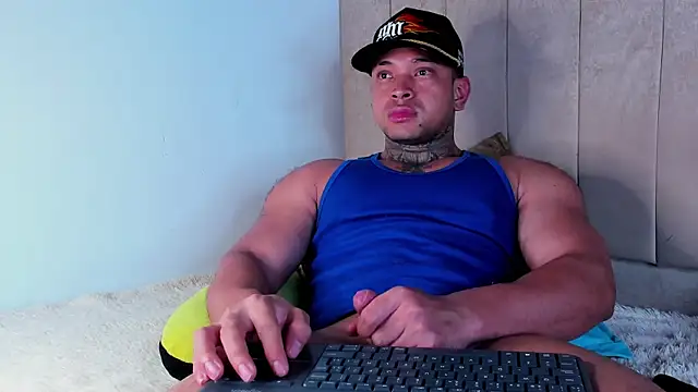 Stiven collins online show from April 1, 2:03 pm