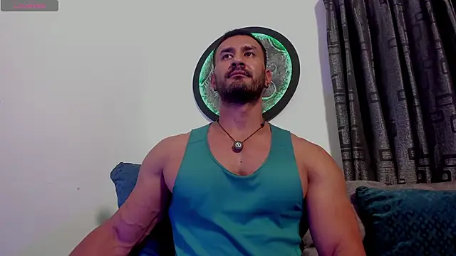 Snapshot of curt_xxx chatting on June 2, 2:13 am curt xxx online show from June 2, 2:13 am