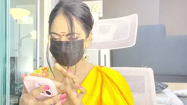 Snapshot of Monalisadon018 chatting on November 23, 2:55 am Monalisadon018 online show from November 23, 2:55 am