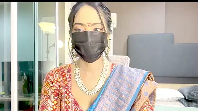 Monalisadon018 online show from December 16, 11:21 pm