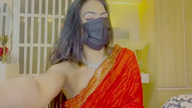 Monalisadon018 online show from April 10, 10:36 pm