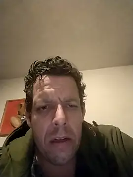 Knuffelstaaf123 online show from March 17, 1:46 am