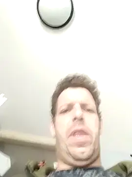 Knuffelstaaf123 online show from March 18, 8:14 am