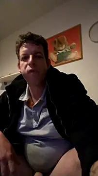 Knuffelstaaf123 online show from November 6, 12:33 am