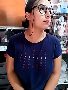 Snapshot of Cute_Penelope chatting on February 26, 3:08 pm Cute Penelope online show from February 26, 3:08 pm