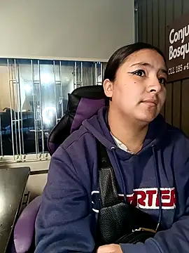 Cute Penelope online show from November 21, 11:09 am