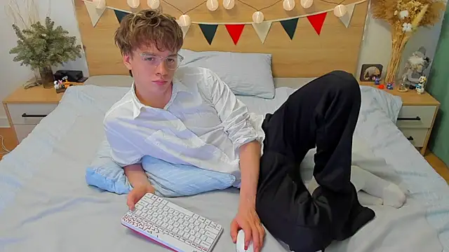 Fandi 777 online show from January 25, 10:51 am