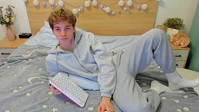 Fandi 777 online show from March 21, 5:12 pm