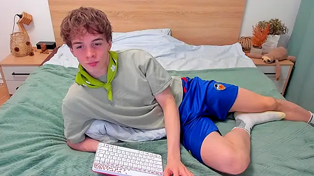 Fandi 777 online show from November 30, 12:42 pm