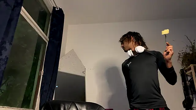 gerson173Hugo online show from September 25, 9:40 pm