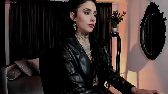 nasty aliice1 online show from March 4, 2:06 am