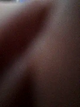 Snapshot of bobyyboyy1 chatting on September 28, 5:46 am bobyyboyy1 online show from September 28, 5:46 am