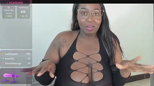 emilyrojas online show from March 6, 4:38 pm