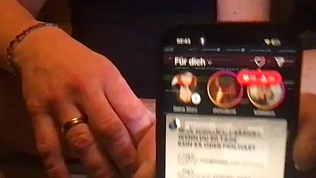 Snapshot of SandraSissy_76 chatting on October 19, 12:44 am SandraSissy 76 online show from October 19, 12:44 am