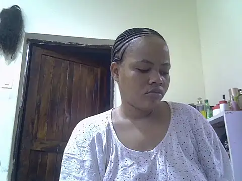 Snapshot of Amberay1 chatting on February 24, 4:21 am Amberay1 online show from February 24, 4:21 am