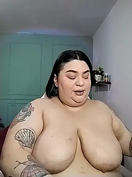 Snapshot of tiffany_laurens chatting on January 4, 5:16 am tiffany laurens online show from January 4, 5:16 am