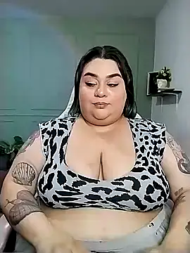 Snapshot of tiffany_laurens chatting on January 6, 10:02 am tiffany laurens online show from January 6, 10:02 am