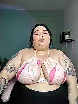 Snapshot of tiffany_laurens chatting on January 10, 2:14 am tiffany laurens online show from January 10, 2:14 am