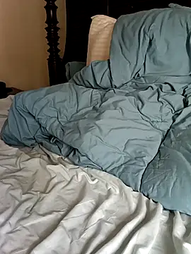 momentum2023 online show from October 26, 6:25 pm