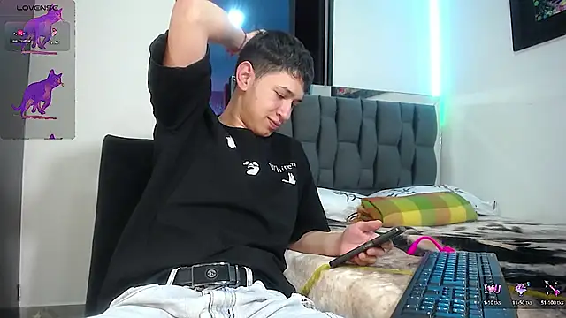 Mr daren  online show from February 3, 8:57 pm