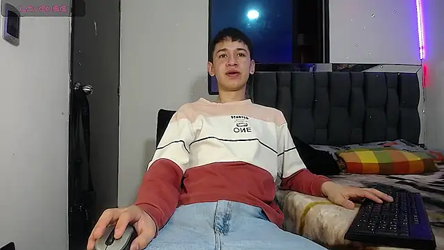 Mr daren  online show from March 19, 2:57 pm