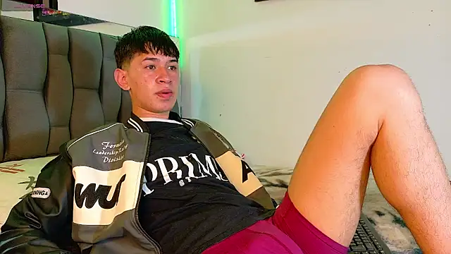 Mr daren  online show from September 24, 5:16 pm