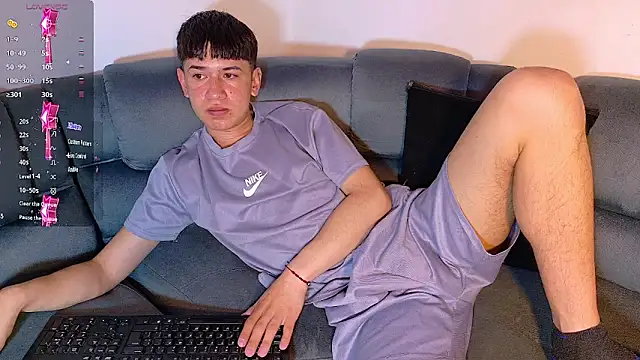 Mr daren  online show from November 8, 6:29 pm