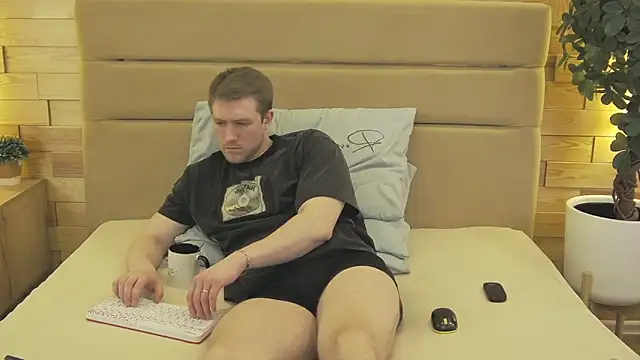 EthanPinkman online show from March 16, 5:44 am