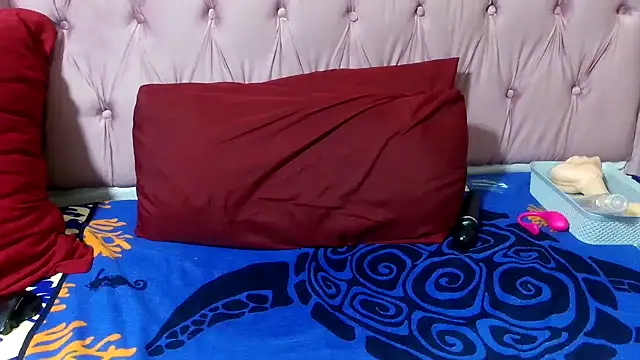 Snapshot of SweetMellowX1 chatting on December 22, 3:14 am SweetMellowX1 online show from December 22, 3:14 am