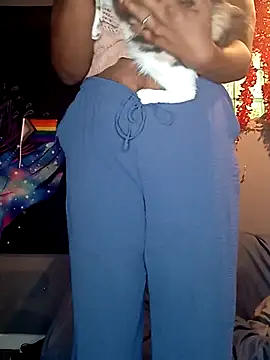 AmazonianMistress online show from September 22, 4:20 pm