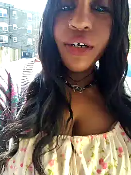 AmazonianMistress online show from April 5, 6:27 pm