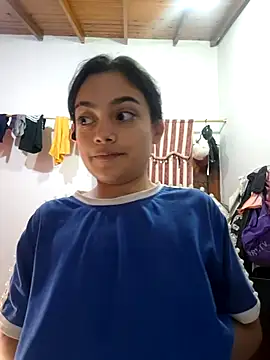 littlemelii online show from December 22, 5:34 am