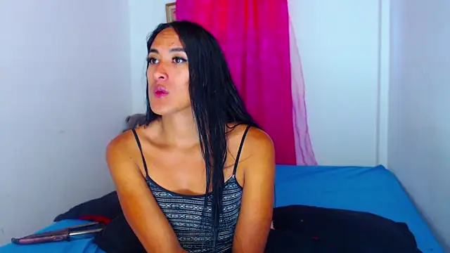 misss estrella online show from February 14, 4:26 pm